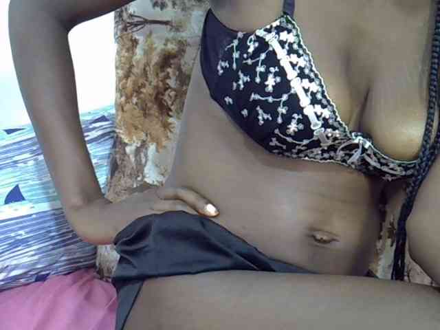 Ebonyslim webcam