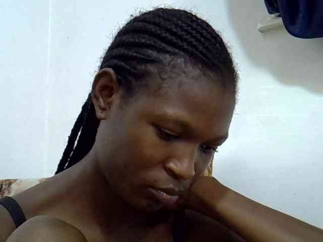 Ebonyslim webcam