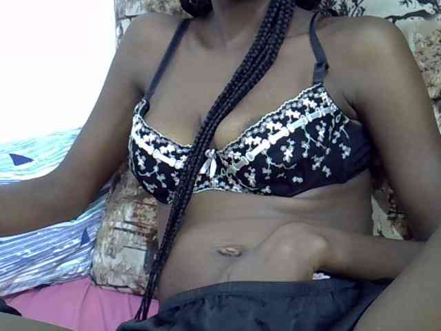 Ebonyslim webcam