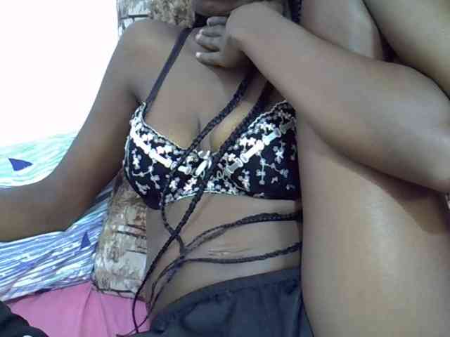Ebonyslim webcam