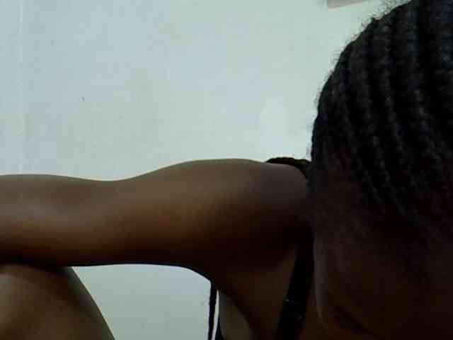 Ebonyslim webcam