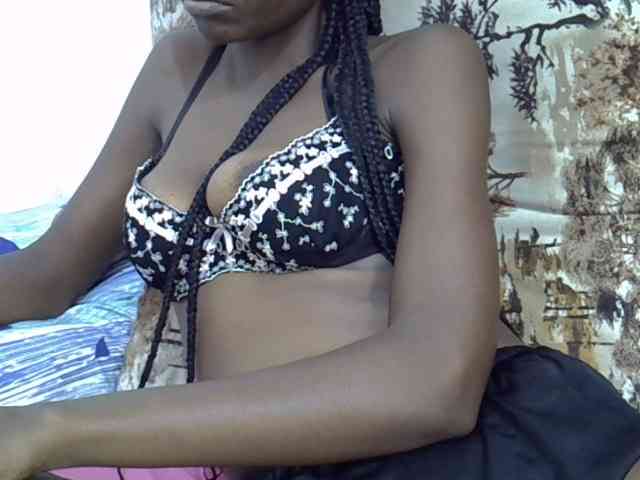 Ebonyslim webcam
