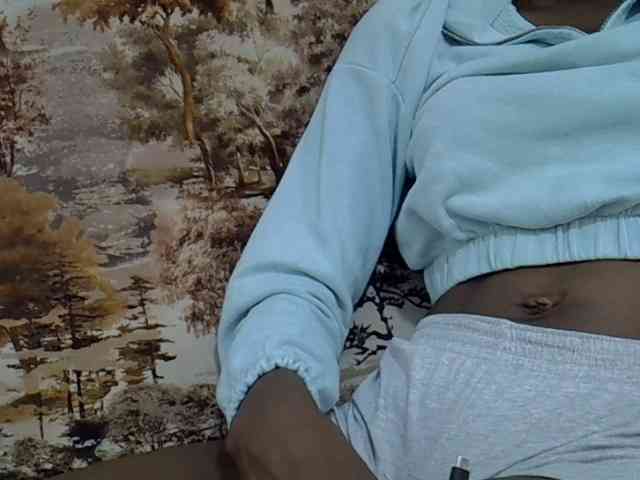 Ebonyslim webcam
