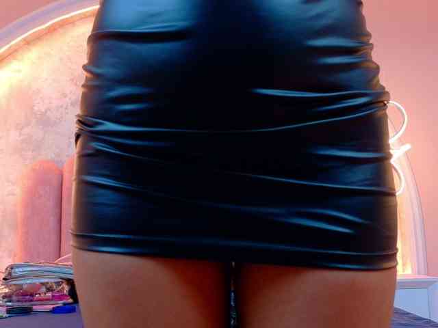 CamileJohnston webcam