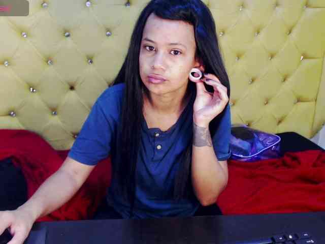 Blackstar011 webcam