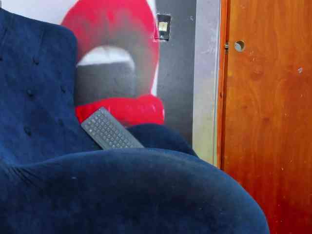 Karenlennox webcam