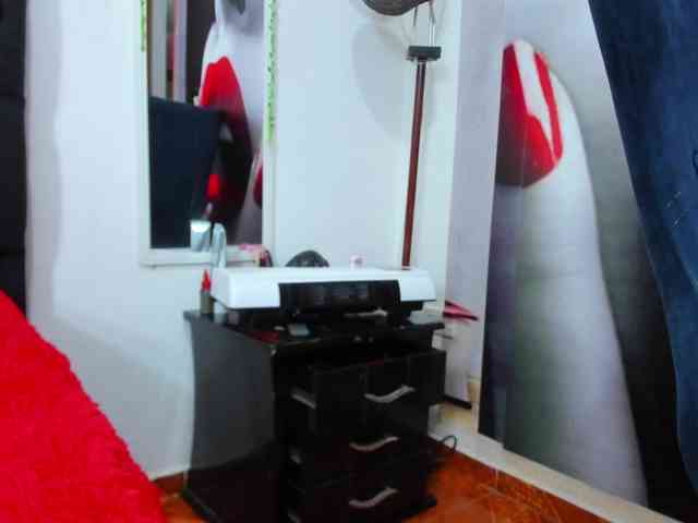 Karenlennox webcam