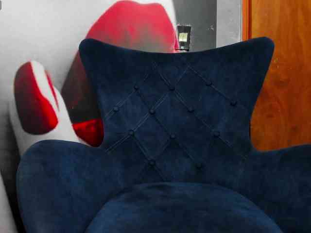 Karenlennox webcam