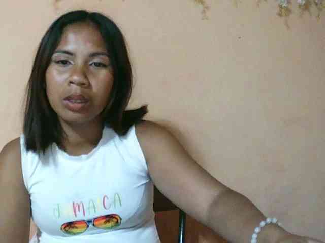 Cathalia3105 webcam