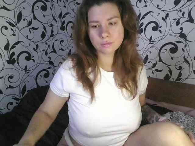 YourEmilie webcam