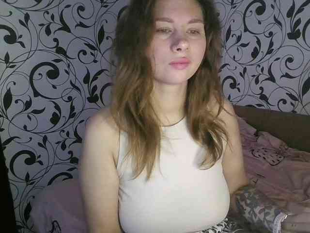 YourEmilie webcam
