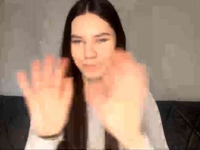 ElinOroz webcam