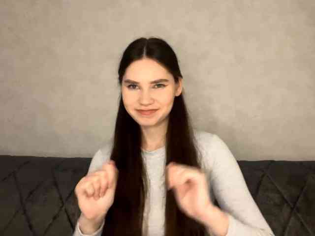 ElinOroz webcam
