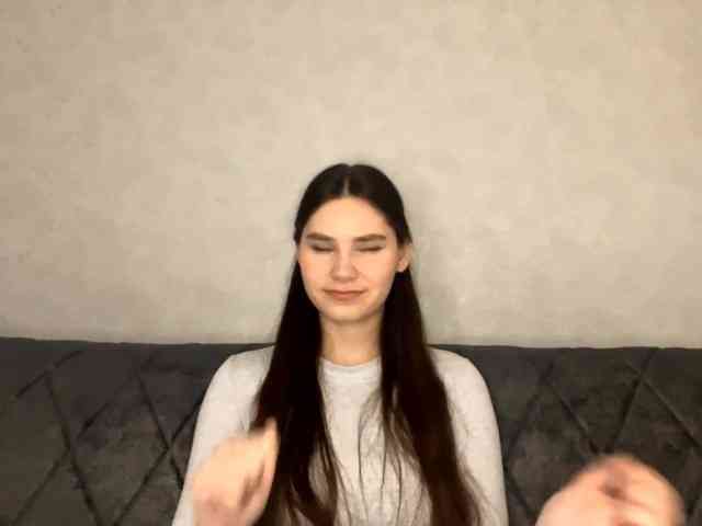 ElinOroz webcam