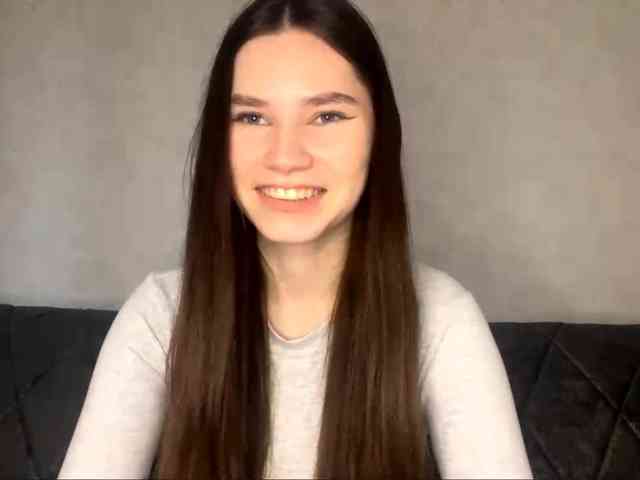 ElinOroz webcam