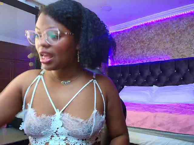 Black-Barbie webcam