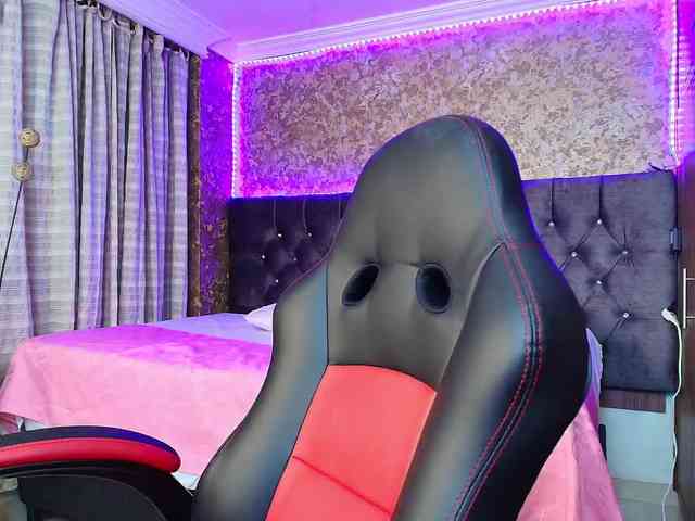 Black-Barbie webcam