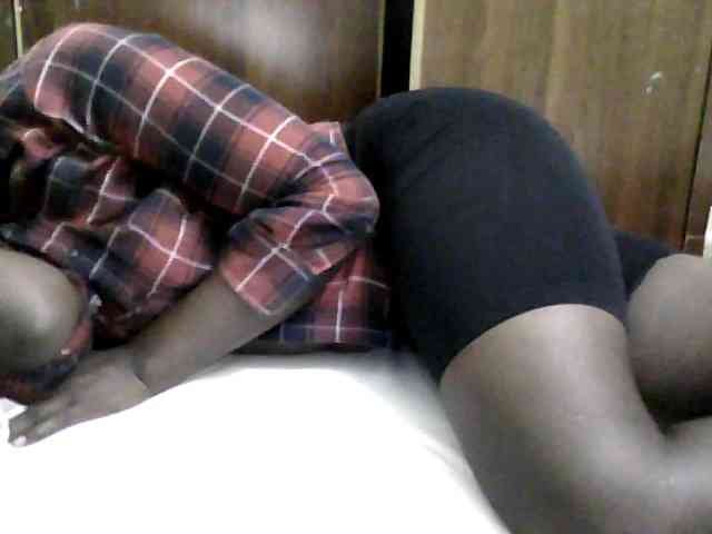 Sexycharlet43 webcam