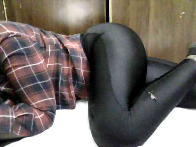 Sexycharlet43 webcam