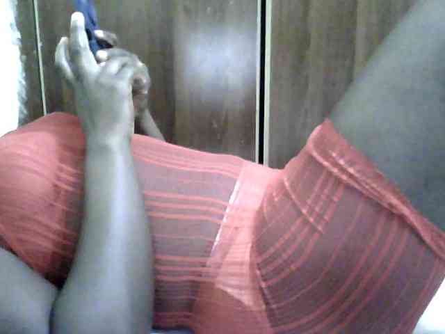 Sexycharlet43 webcam