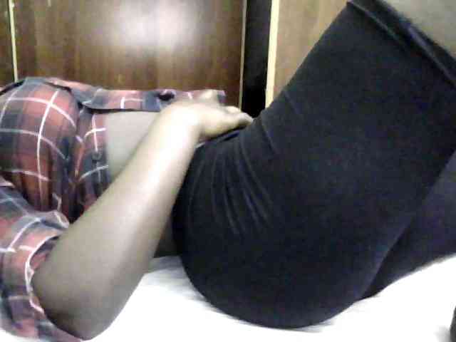 Sexycharlet43 webcam