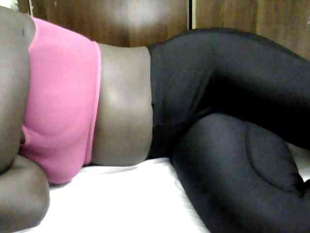 Sexycharlet43 webcam