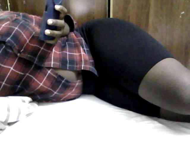 Sexycharlet43 webcam