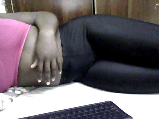Sexycharlet43 webcam