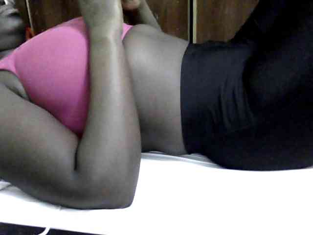 Sexycharlet43 webcam