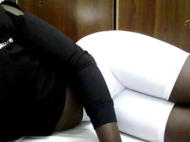 Sexycharlet43 webcam