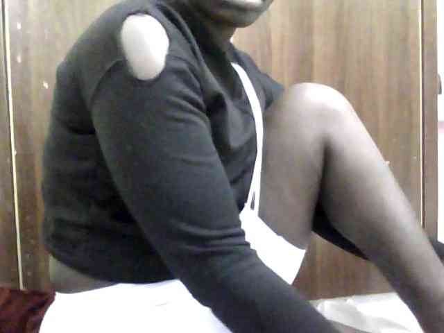 Sexycharlet43 webcam