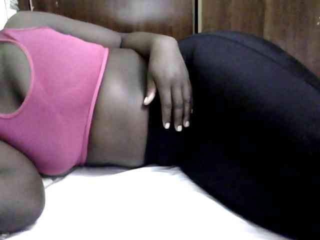 Sexycharlet43 webcam