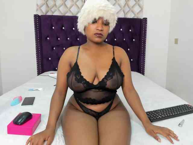 Busty-Bree webcam