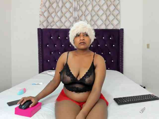 Busty-Bree webcam