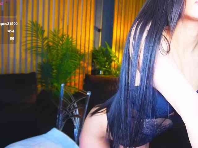 AlexaGreyyy webcam