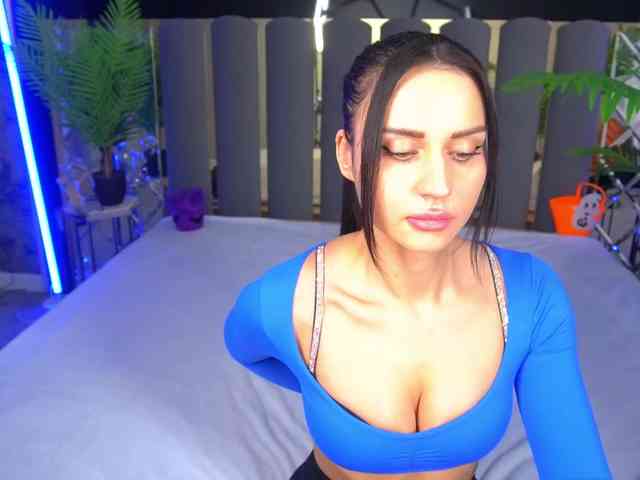 AlexaGreyyy webcam