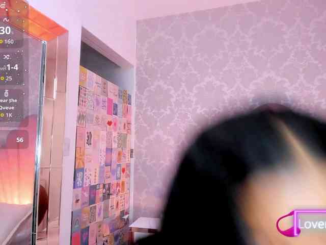 AdaraMills webcam