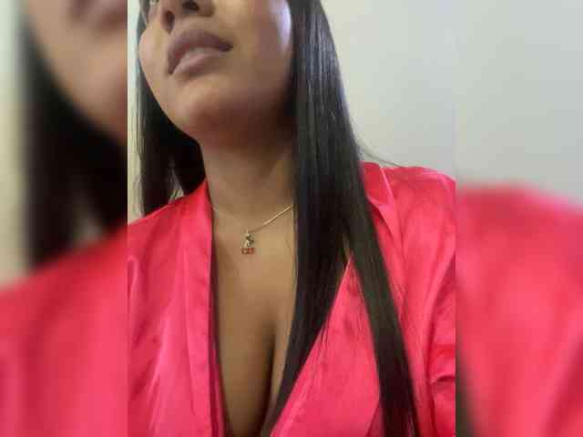 AdaraMills webcam