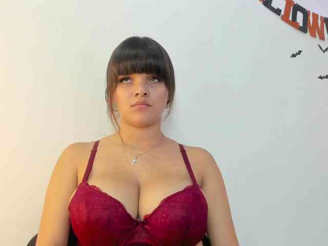 Estefania-121 webcam