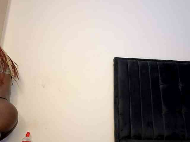 Ebony-Doll webcam