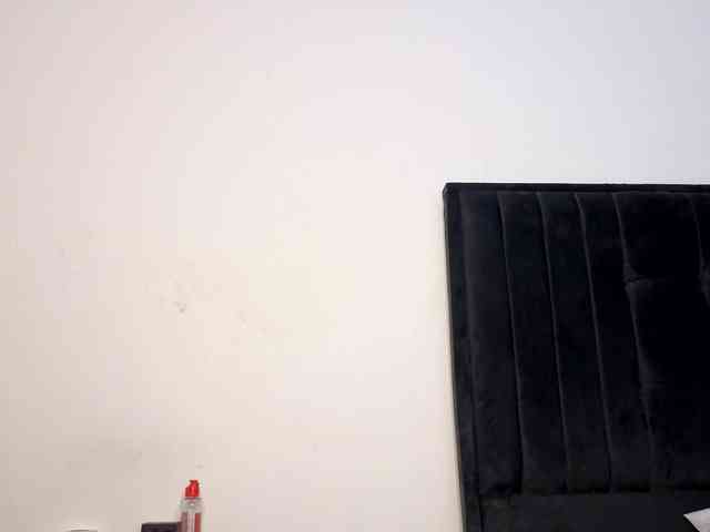 Ebony-Doll webcam