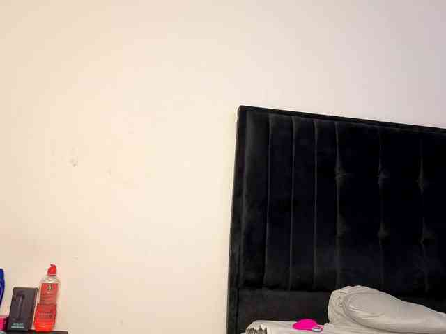Ebony-Doll webcam