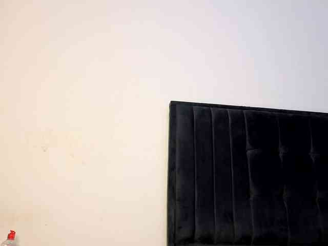 Ebony-Doll webcam