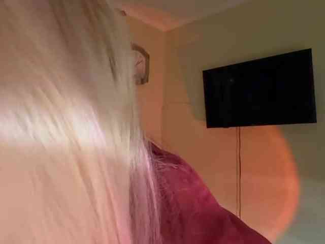 CarenPoellnitz webcam