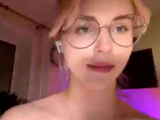 CarenPoellnitz webcam