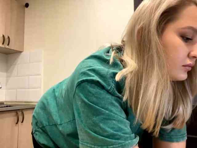 AnalisaDimick webcam