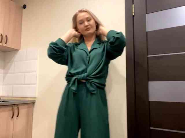 AnalisaDimick webcam