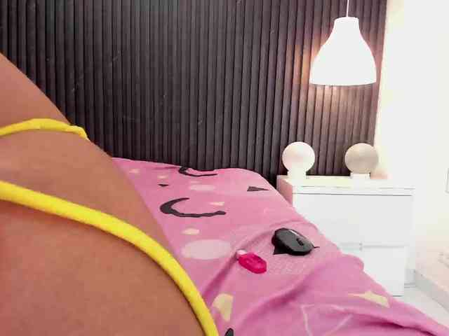 NashaReeve webcam