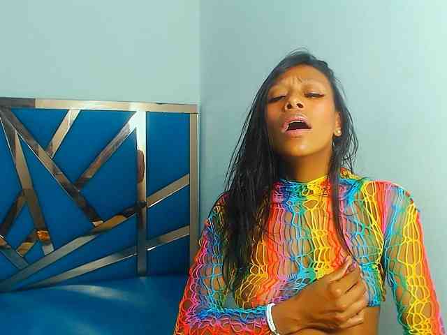 bitch-naughty webcam