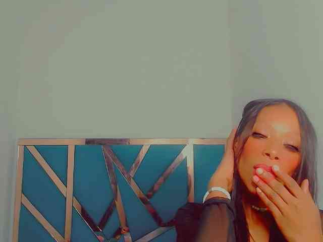 bitch-naughty webcam